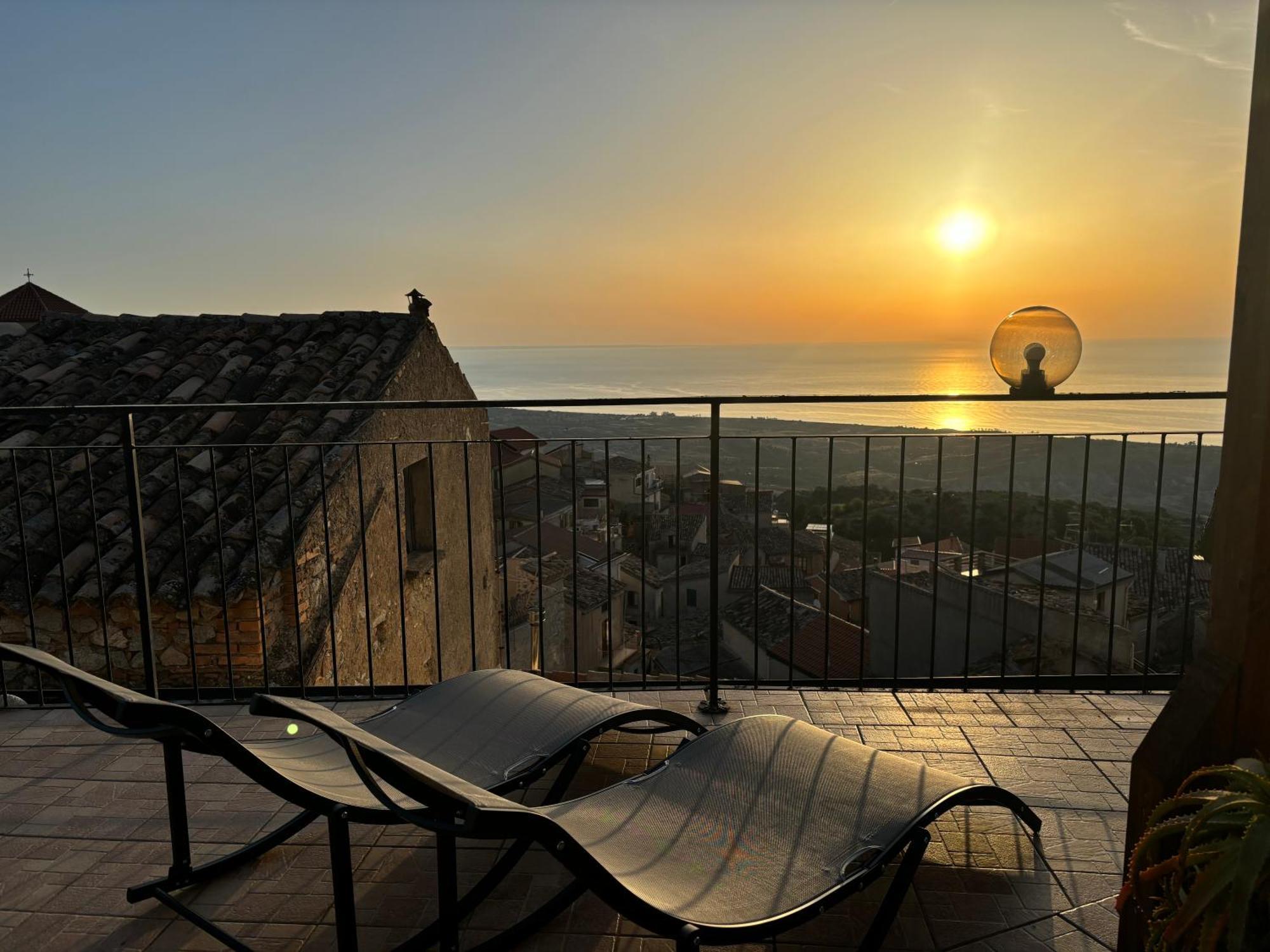 Perla Del Borgo Bed And Breakfast Santa Caterina dello Ionio Dış mekan fotoğraf