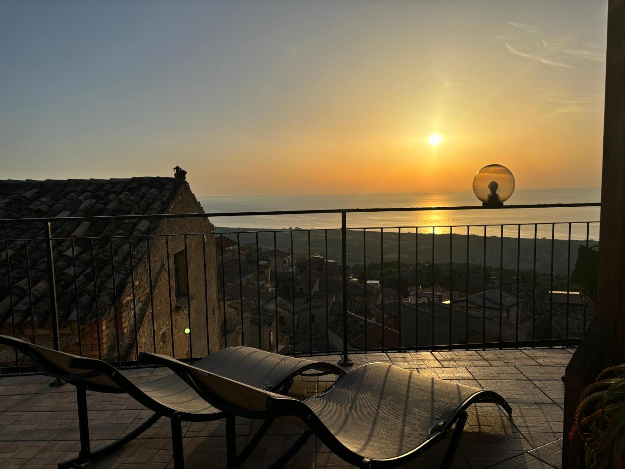 Perla Del Borgo Bed And Breakfast Santa Caterina dello Ionio Dış mekan fotoğraf